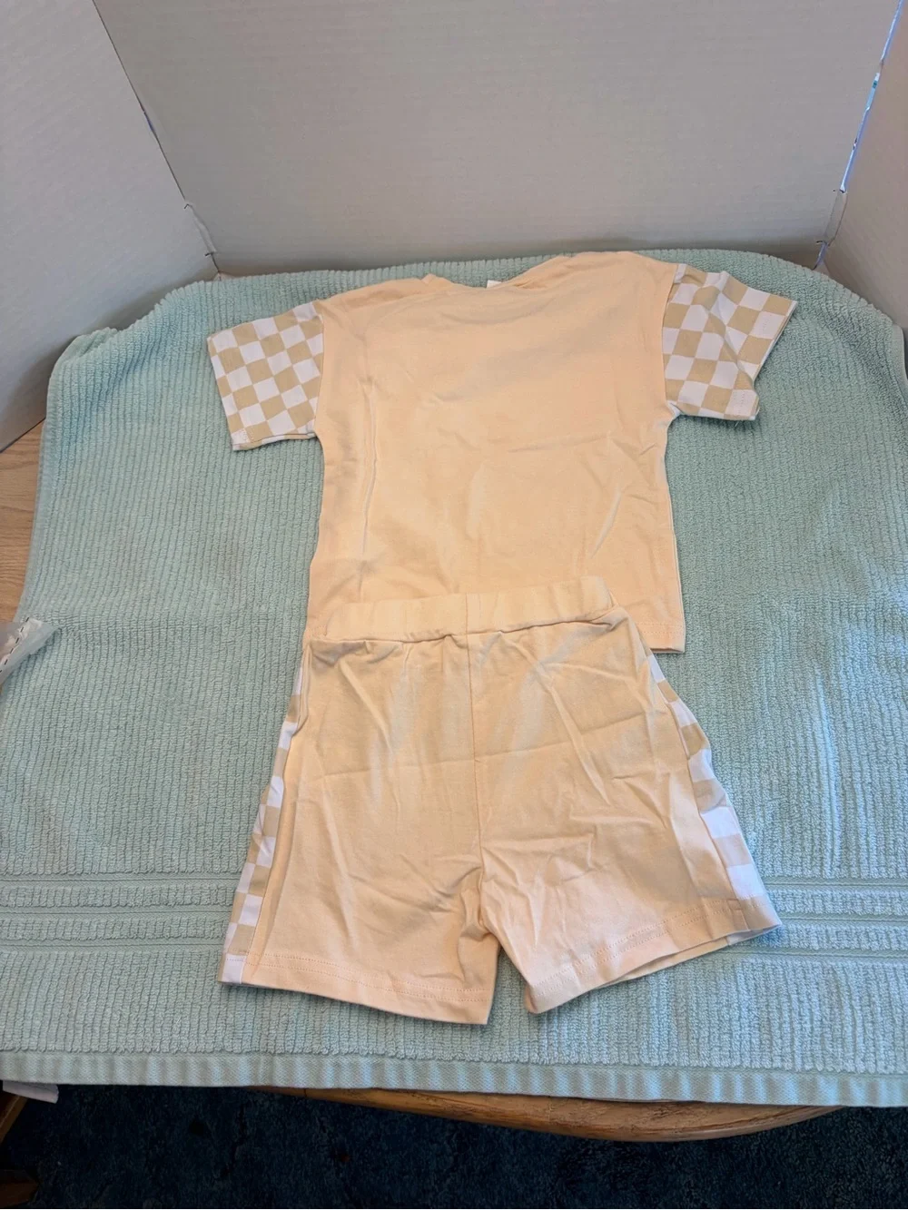 No brand soft peach
